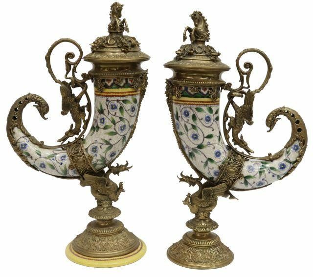(2) DECORATIVE LIDDED HUNTING