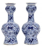 (2) DELFT BLUE & WHITE GARLIC-