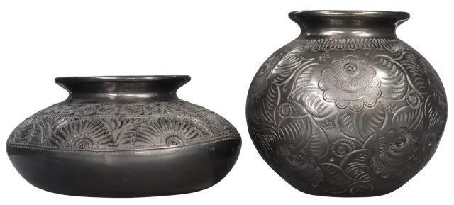 (2) DONA ROSA INCISED BARRO NEGRO