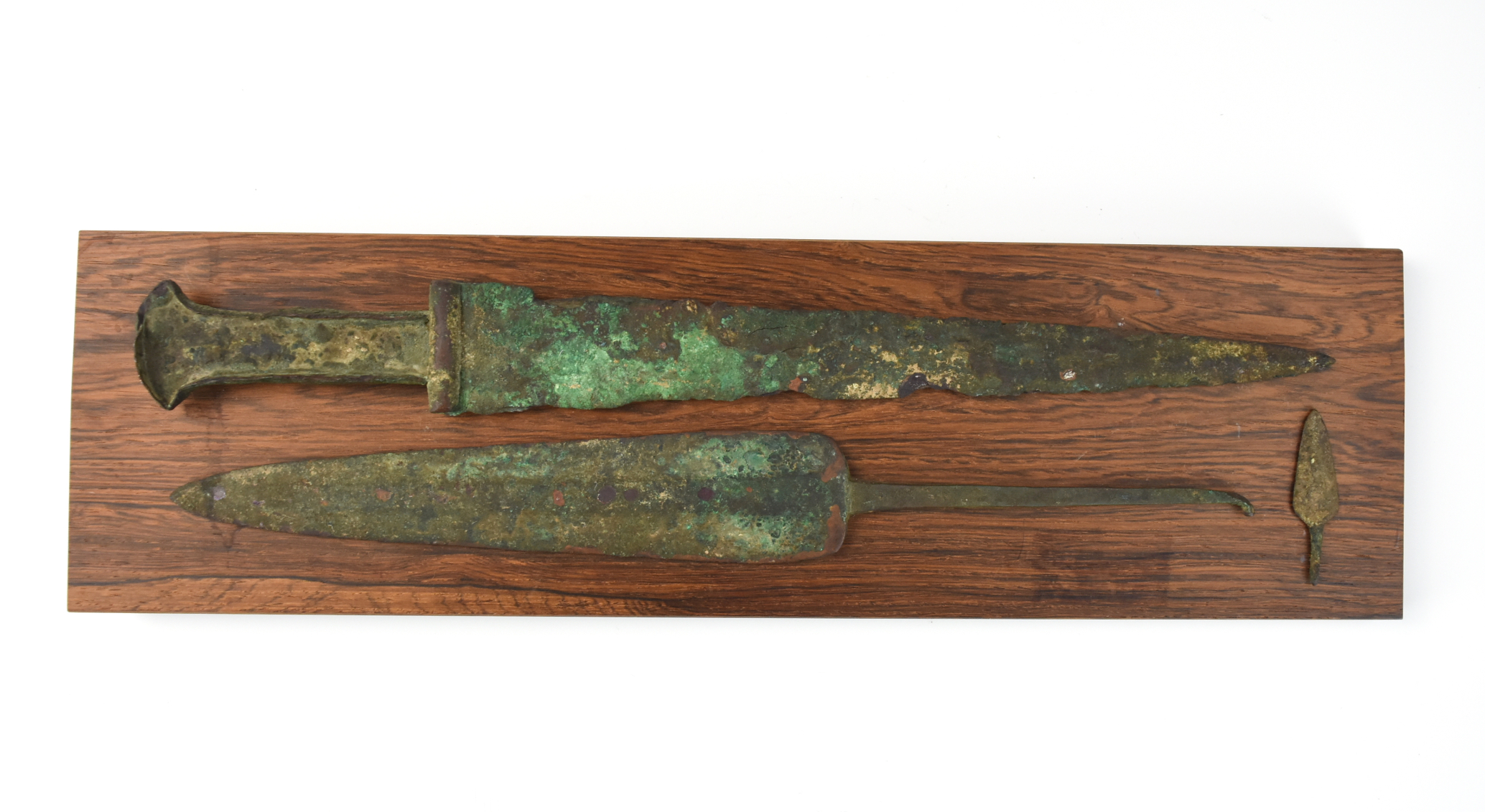 2 EUROPEAN BRONZE DAGGER / SWORD,