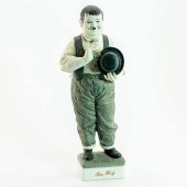 2 EXPRESSIVE DESIGNS FIGURINES