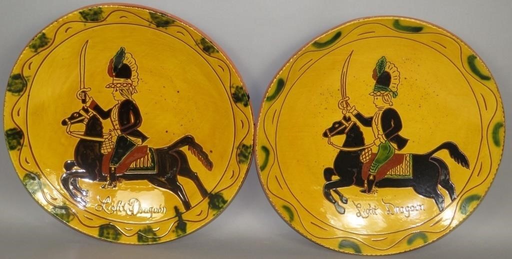 2 FOLK ART SGRAFFITO LIGHT