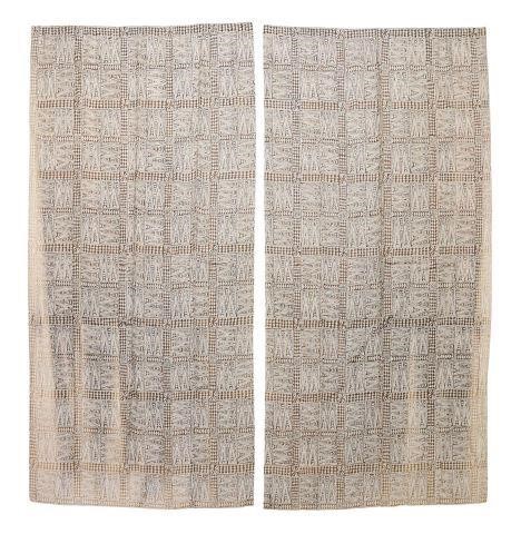 (2) FORTUNY 'MELILLA' BATIK PATTERN