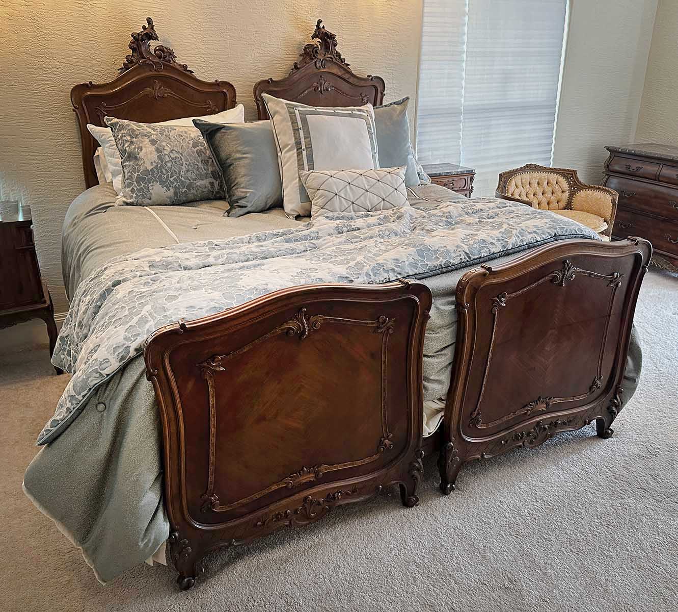 2 FRENCH ROCOCO CARVED TWIN BEDS