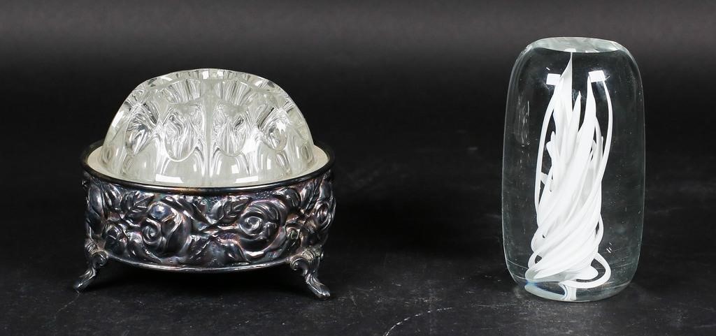 2 GLASS DECORATIVE ITEMS2 Glass