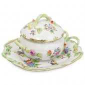 (2) HEREND PORCELAIN QUEEN VIC