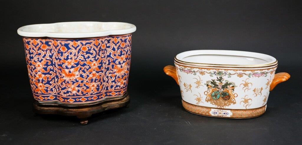 2 IMARI JAPANESE PORCELAIN