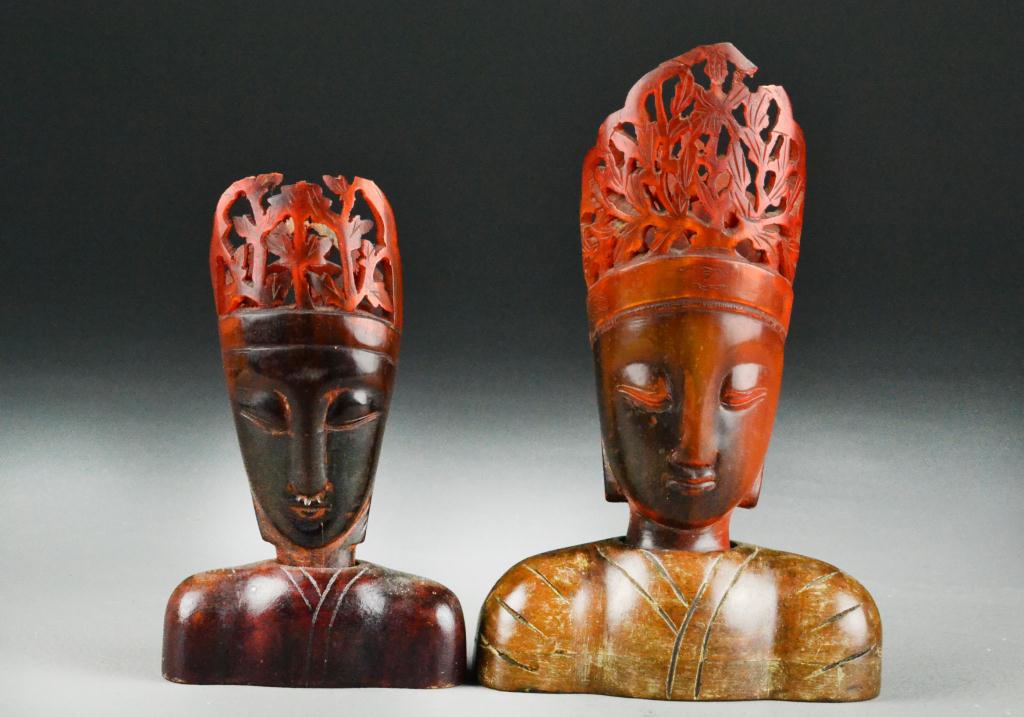 (2) Indian Export Carved Horn