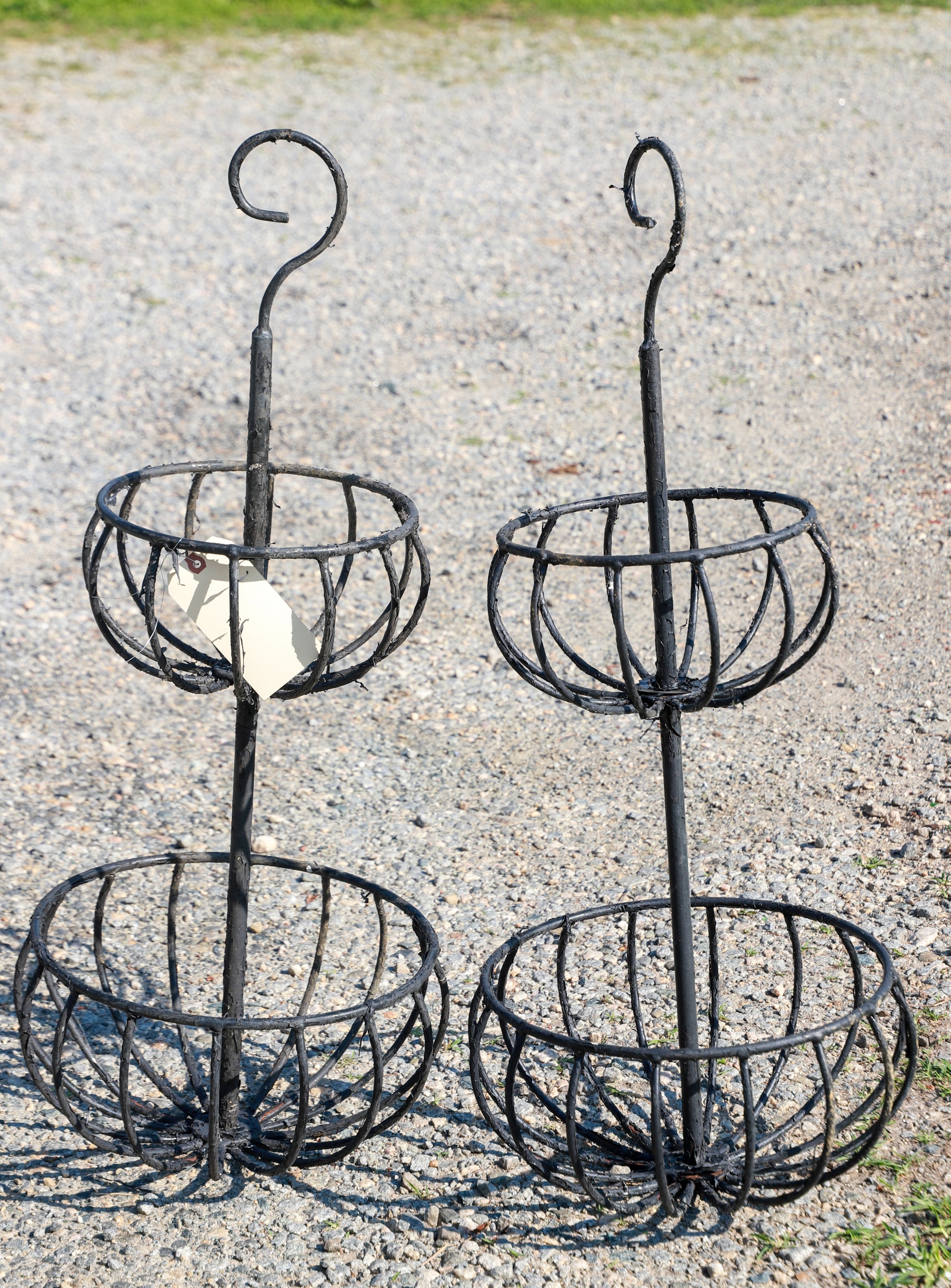 (2) iron ebonized 2-tier plant