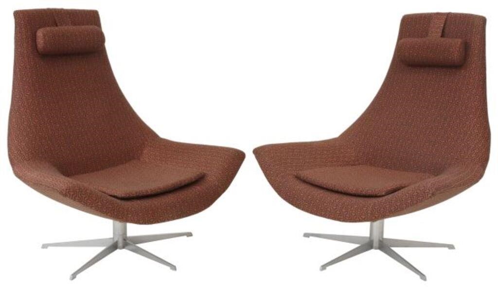 (2) ITALIAN MODERN SWIVEL LOUNGE