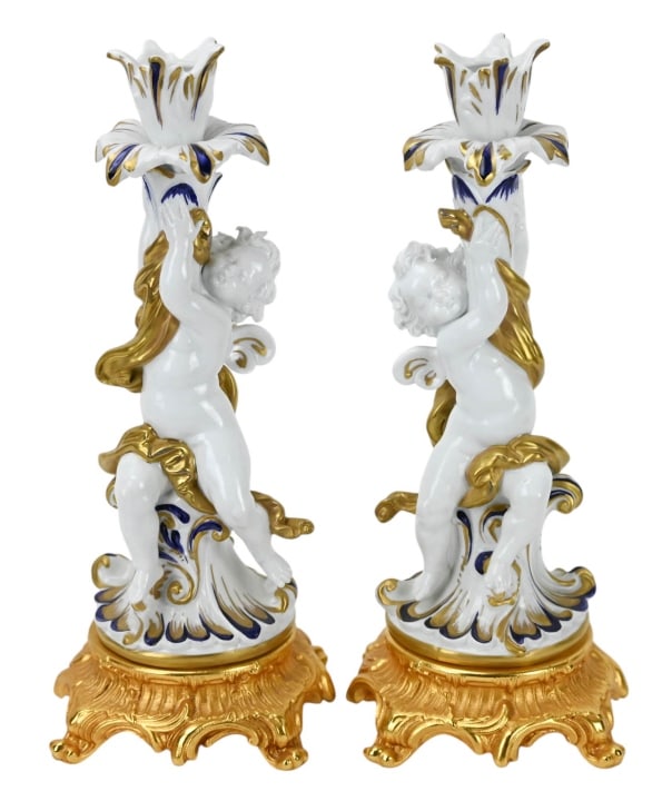 2 ITALIAN PORCELAIN PUTTI &