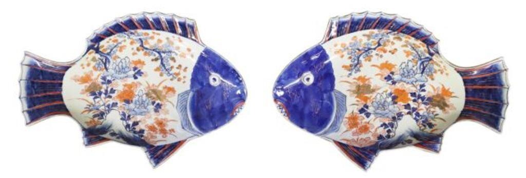 (2) JAPANESE IMARI PORCELAIN