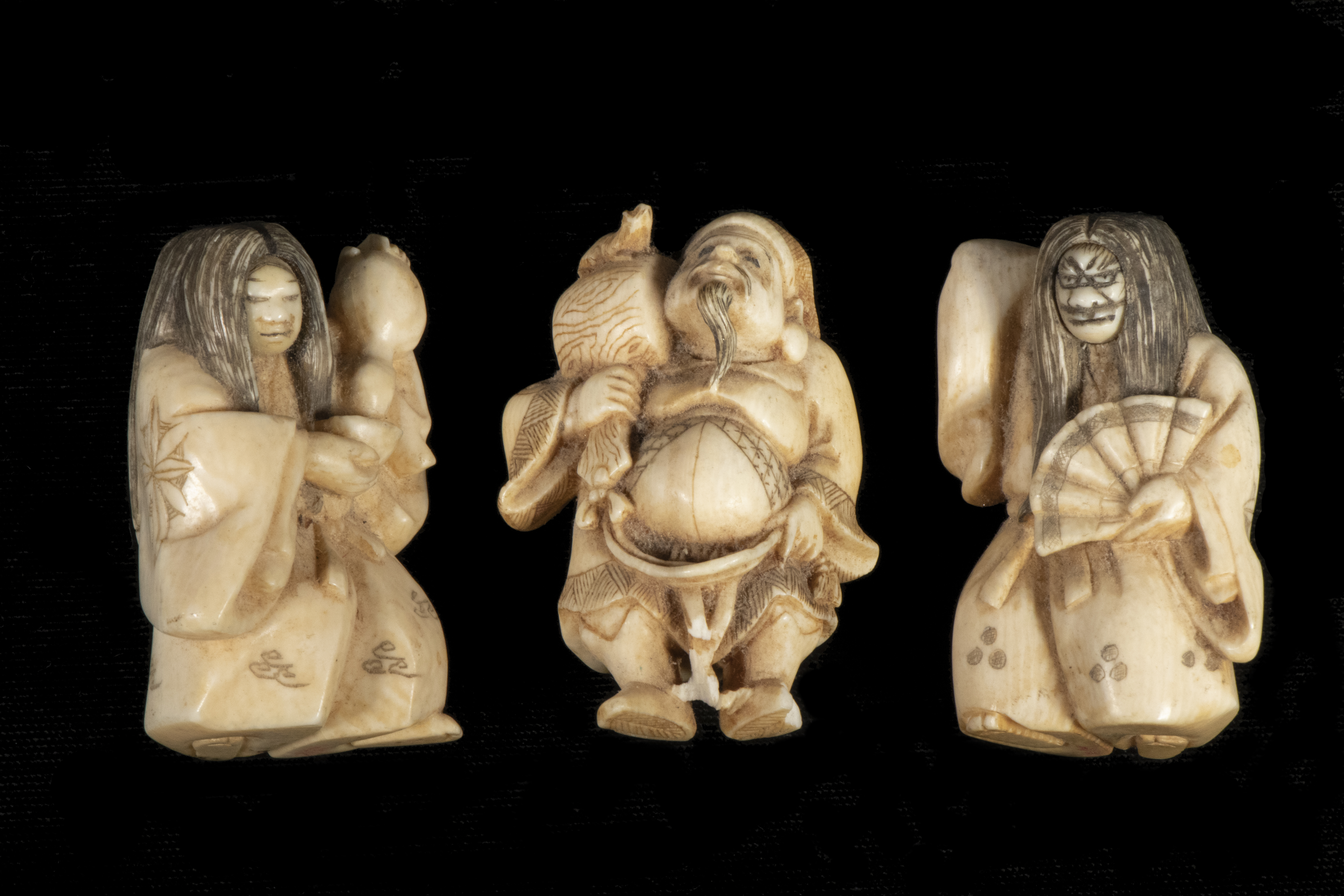(2) JAPANESE IVORY NETSUKE & (1)