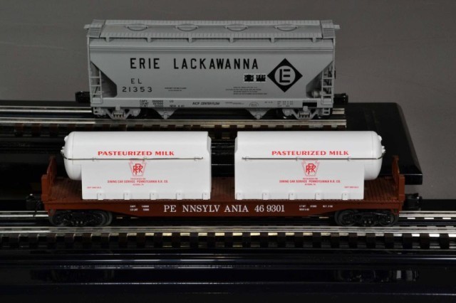 (2) K-LINE BOXCARSIncluding one