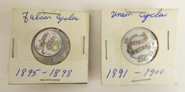 (2) lapel pins with enamel fronts