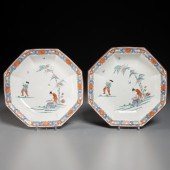 (2) LARGE KAKIEMON 'HOB IN THE