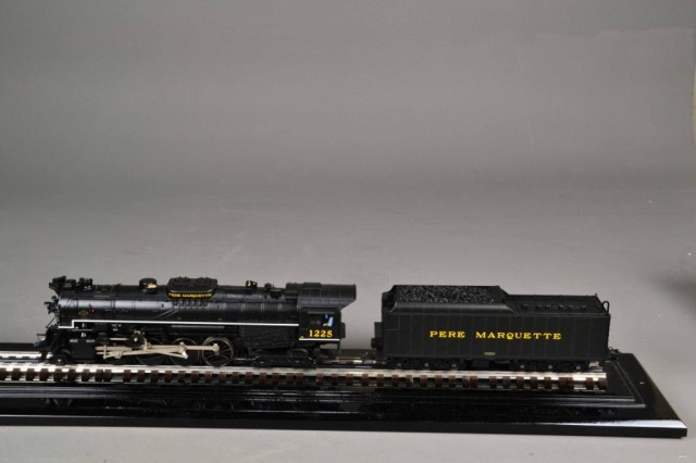 (2) LIONEL LOCOMOTIVE AND