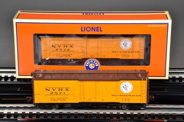 (2) LIONEL NYC STEEL-SIDED