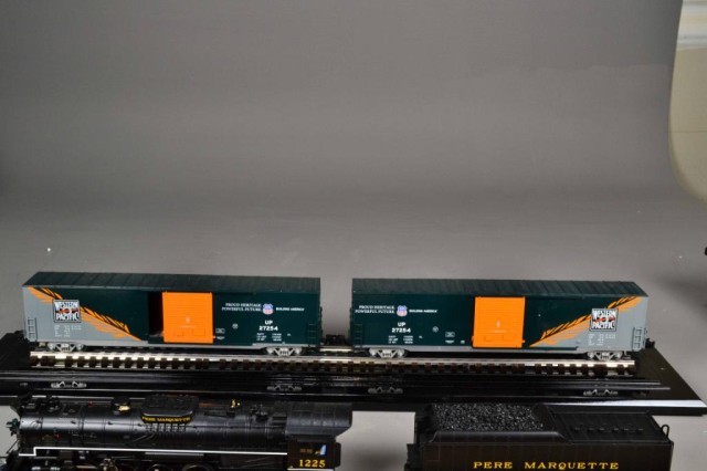 (2) LIONEL UP HERITAGE WP 60' BOX