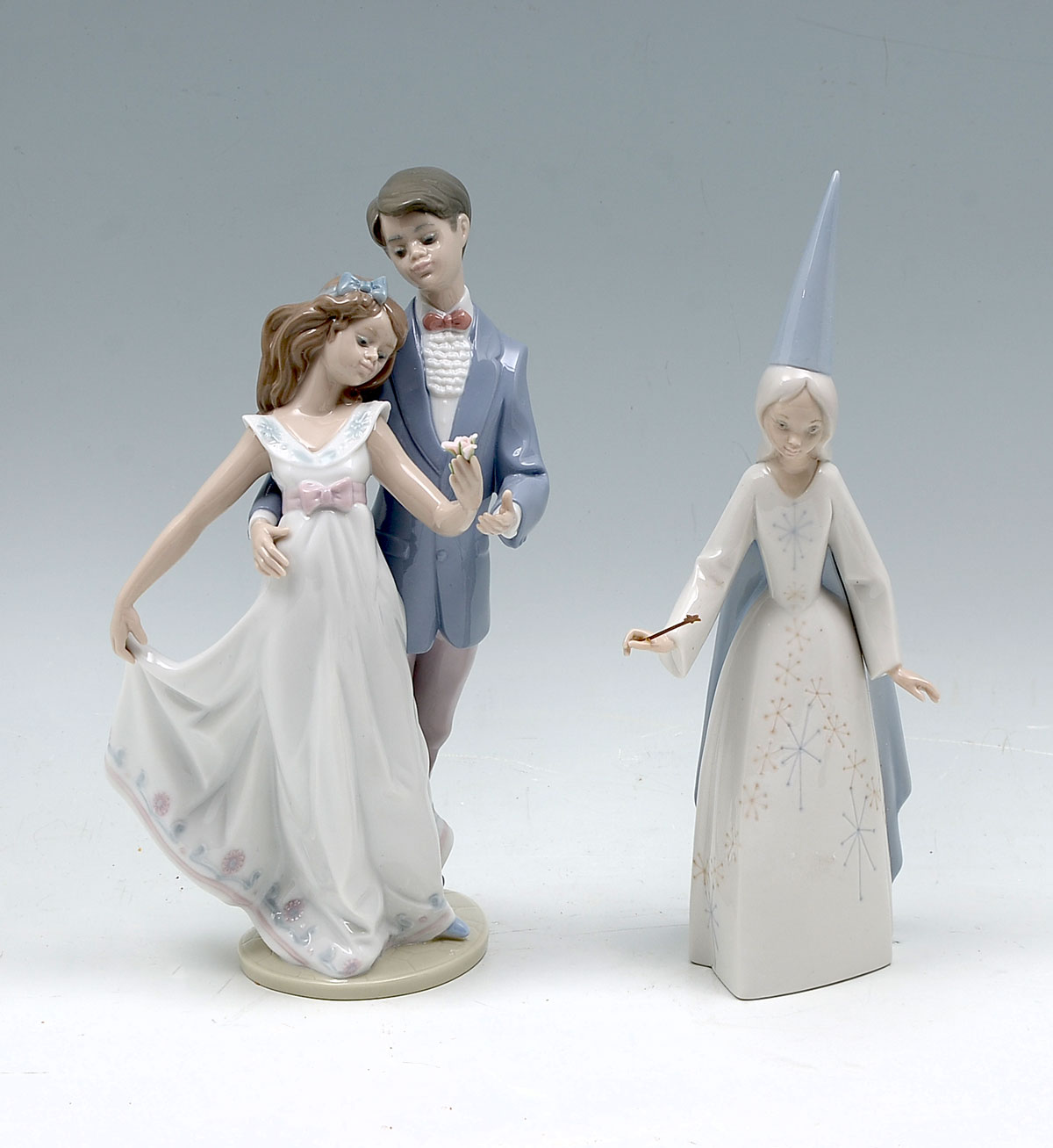 2 LLADRO FIGURINES: ''Fairy'',