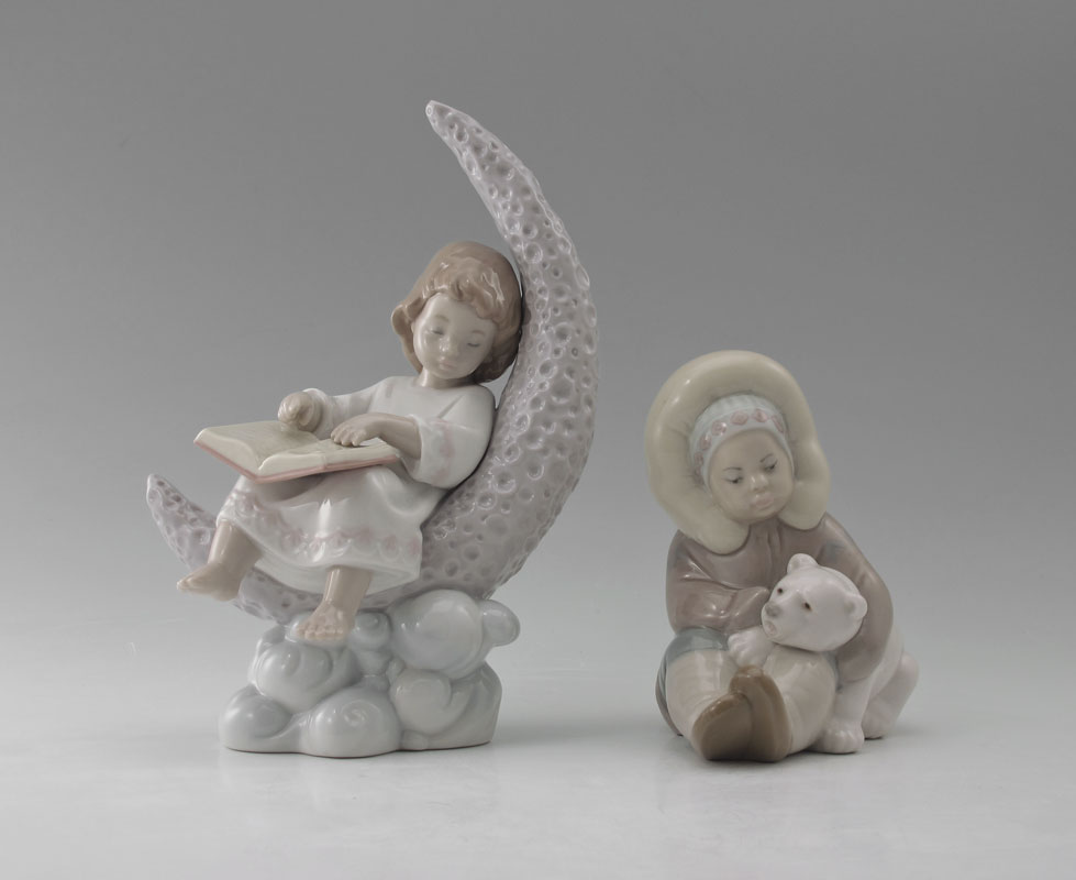 2 LLADRO PORCELAIN FIGURINES:
