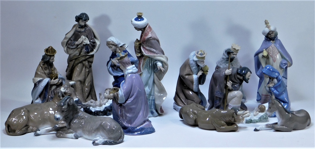 2 LLADRO PORCELAIN NATIVITY SETS