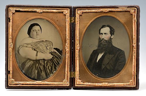 2 MID-19TH CENTURY 1/2 PLATE