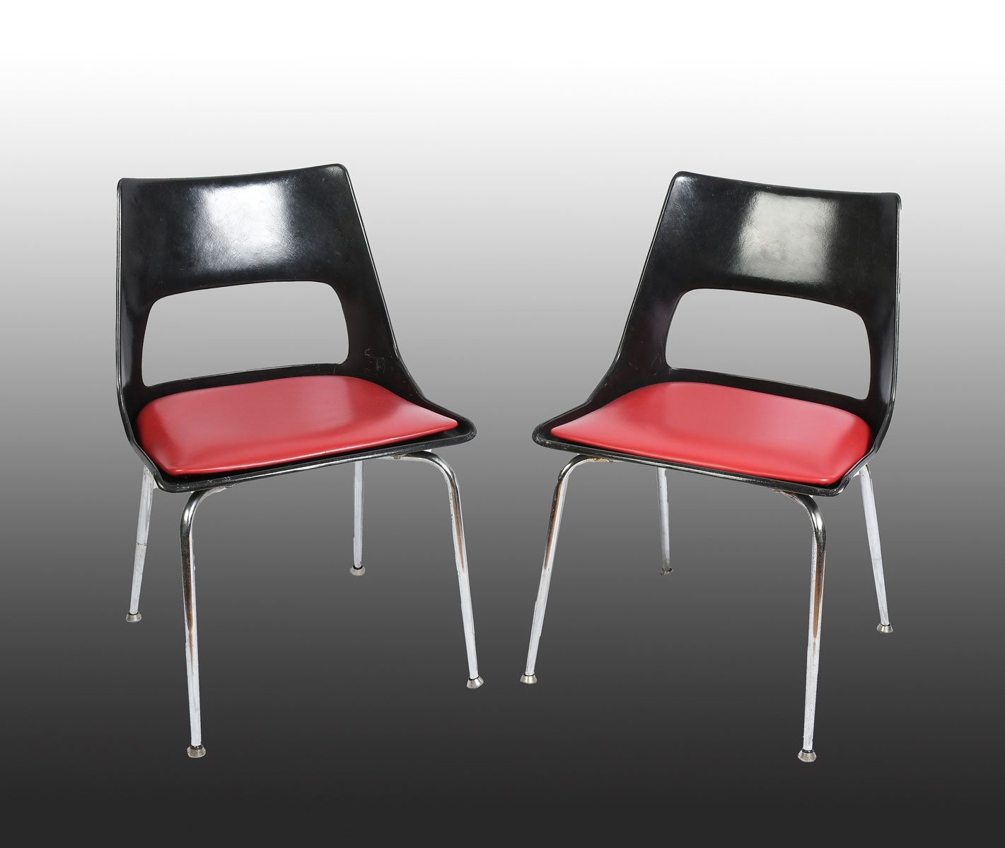 2 MID-CENTURY KRUEGER FIBERGLASS