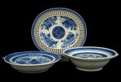 2 NANKING WARMING PLATES & 1 F