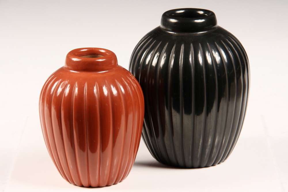 (2) NATIVE AMERICAN JARS - Black