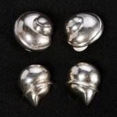 (2) PAIR PATRICIA VON MUSULIN