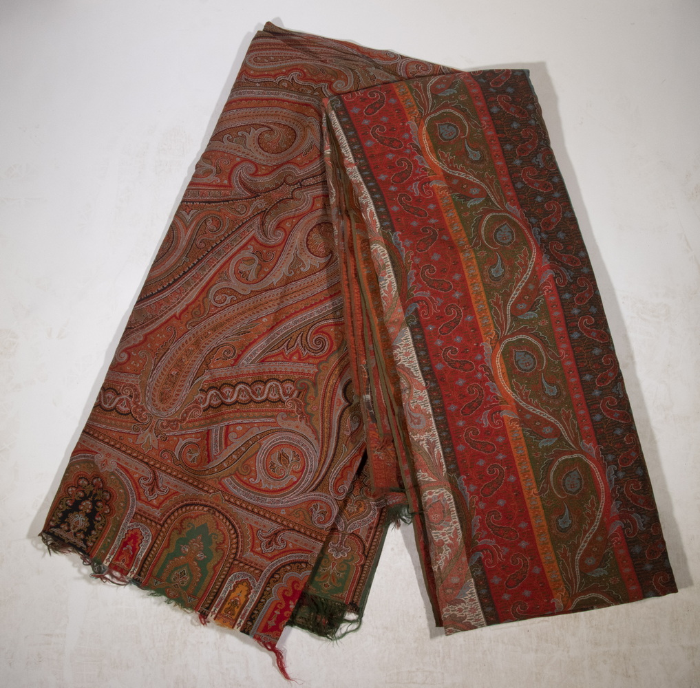 (2) PAISLEY TABLECLOTHS (2)