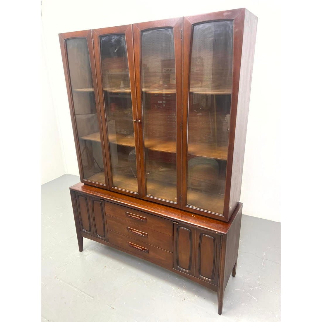 2 Part BROYHILL PREMIER Walnut