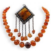 (2 PC) AMBER NECKLACE AND BROO