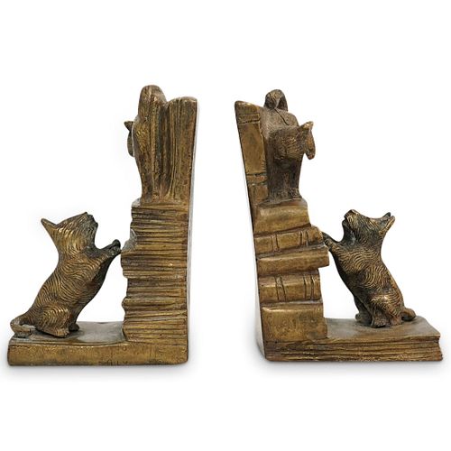 (2 PC) FIGURAL CAT AND DOG