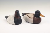 2 PC. MARK A. DAISEY CARVED DE