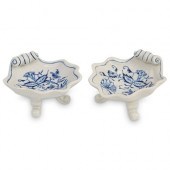 (2 PC) MEISSEN BLUE ONION MAST