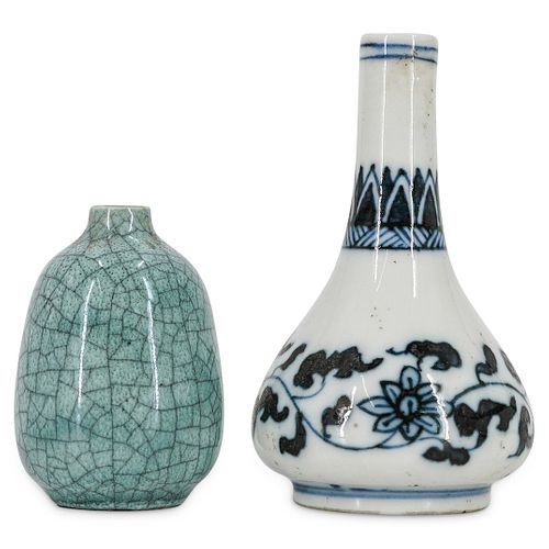 (2 PC) MINIATURE JAPANESE PORCELAIN