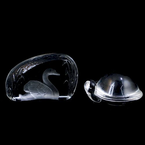 (2 PC) SIGNED CRYSTAL
