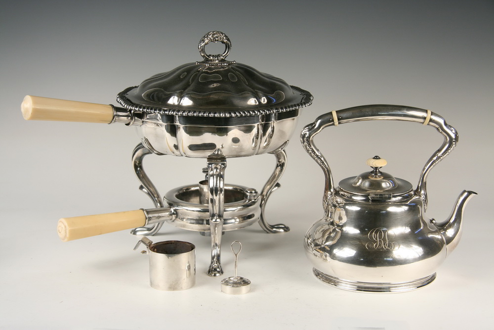 (2 PCS) TIFFANY SILVERPLATE - Two