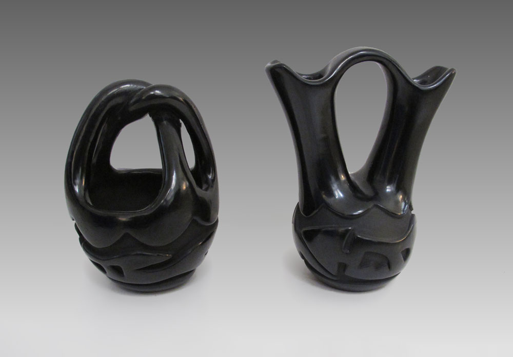 2 PIECE SANTA CLARA WEDDING VASE