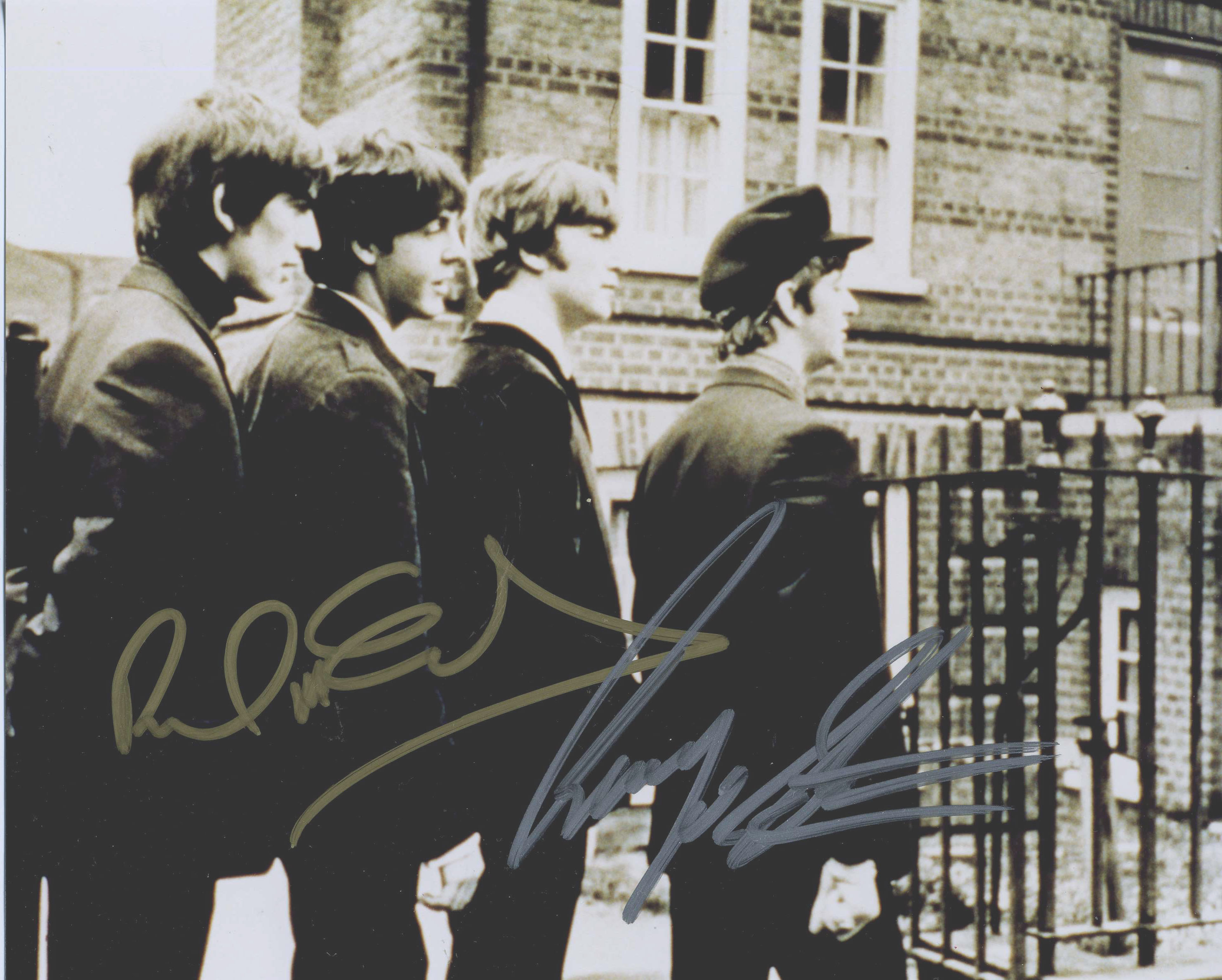 2 pieces + 1 vol.  Autograph