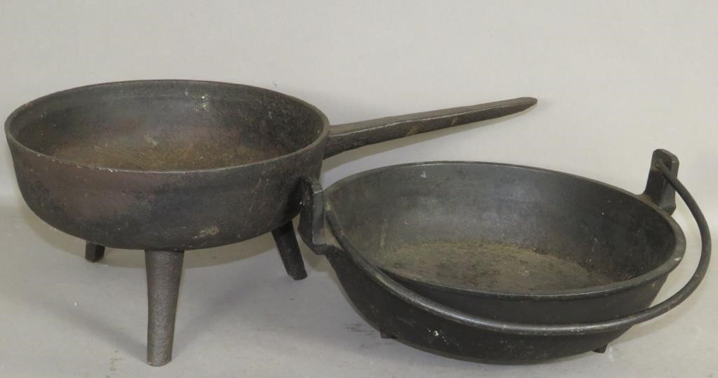 2 PIECES OF CAST IRONca. 1780-1850;
