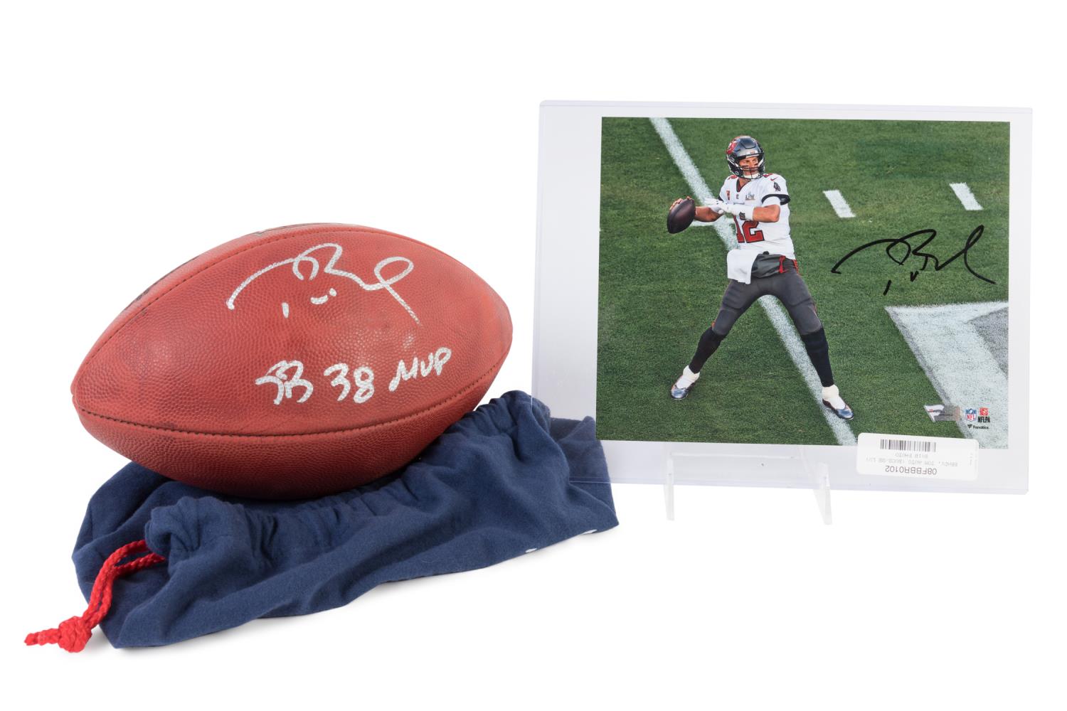 2 PIECES OF TOM BRADY AUTOGRAPHED