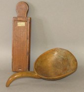 2 PIECES OF WOODENWAREca. mid-