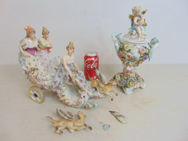 2 PIECES PORCELAIN, COVERED URN &