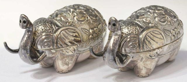 (2) PLATA VILLA REPOUSSE STERLING