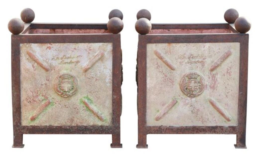 (2) POTERIE MADELEINE TERRACOTTA