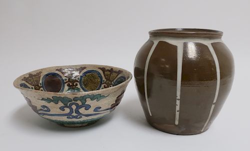 2 POTTERY VESSELSBrown jar with
