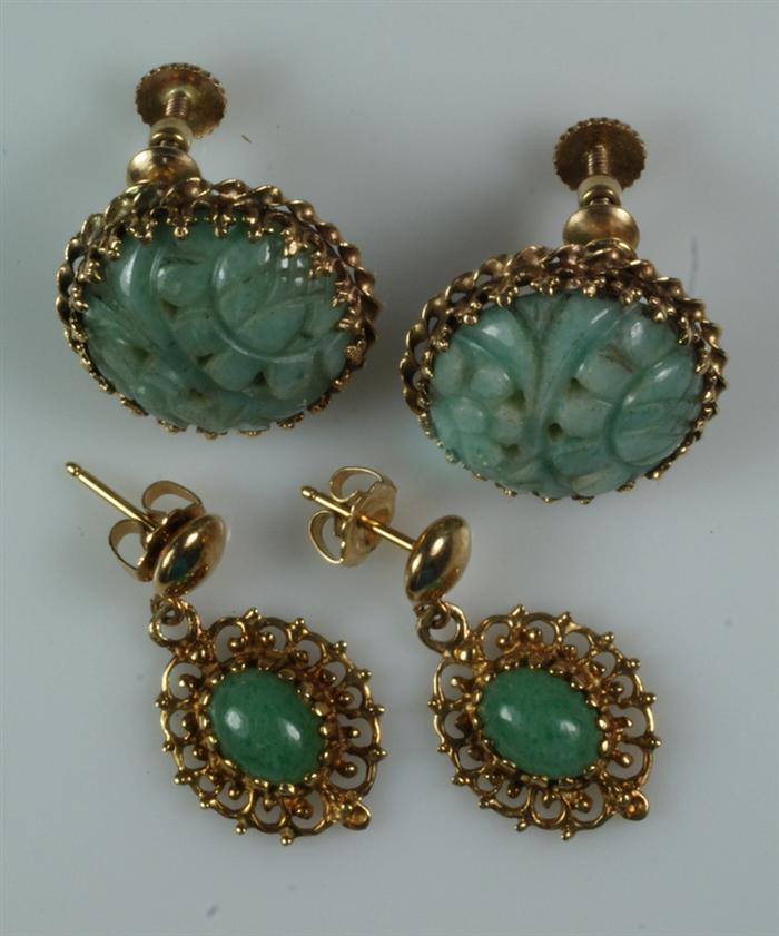 (2) Pr 14K YG & jade earrings,